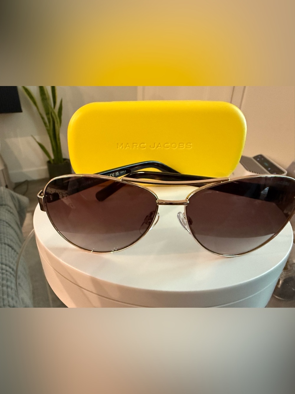 Marc Jacobs Gold Metal Frame Sunglasses with Brown Gradient Lenses